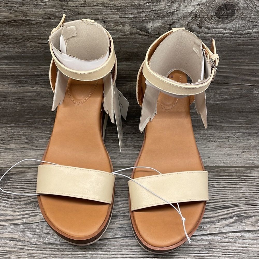 Women's Abigail Heels - A New Day - Picture 7 of 9